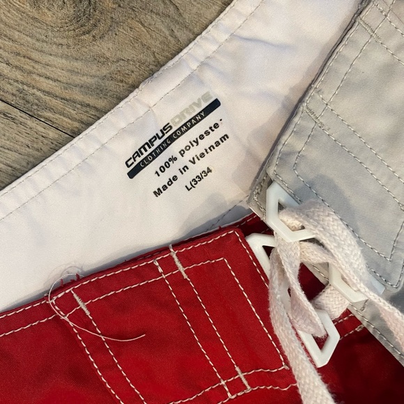 Washington State Cougars mens swimsuit - Picture 3 of 4